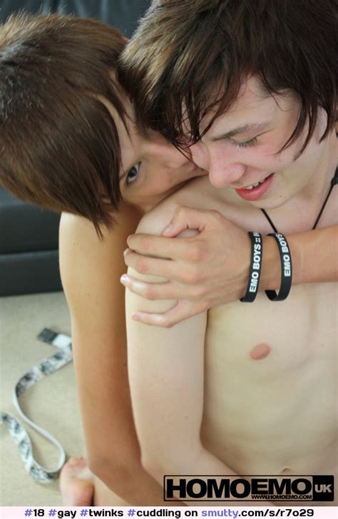 Gay Twinks Cuddling Kissing Cute Queer Freshman Teen