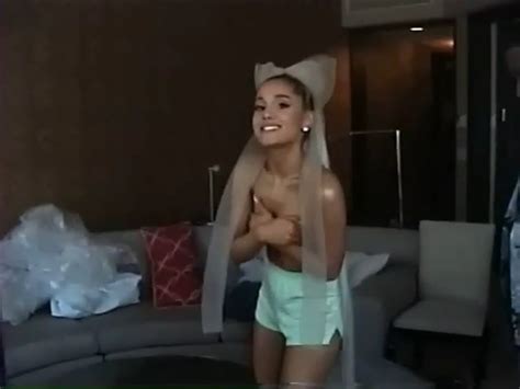 ariana grande flashing her bare tits behind scene thefappening cc