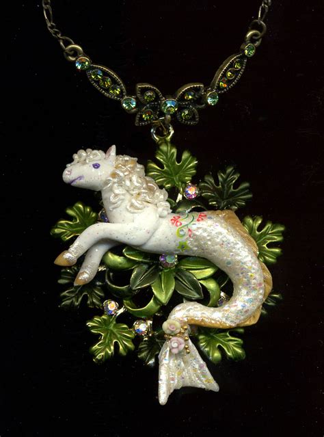 sheilas world pearl merhorse necklace