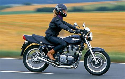 kawasaki zephyr  dane techniczne motocykl paliwo informacje motocykl gospodarki