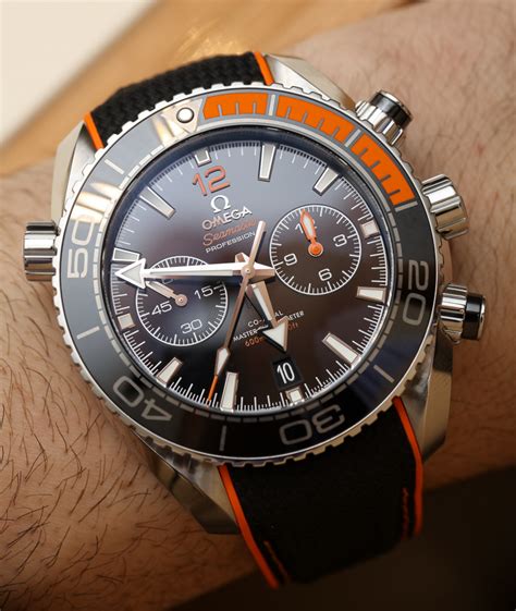 omega seamaster planet ocean master chronometer chronograph watches hands  ablogtowatch