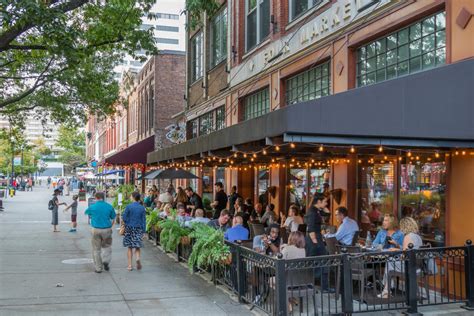 downtown knoxville restaurants choose   dining options