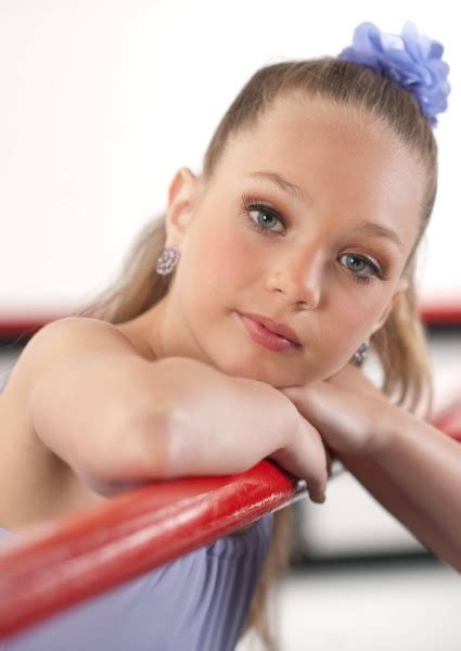 meet maddie ziegler from tiny tot to nation s first pre teen sex symbol the new york independent