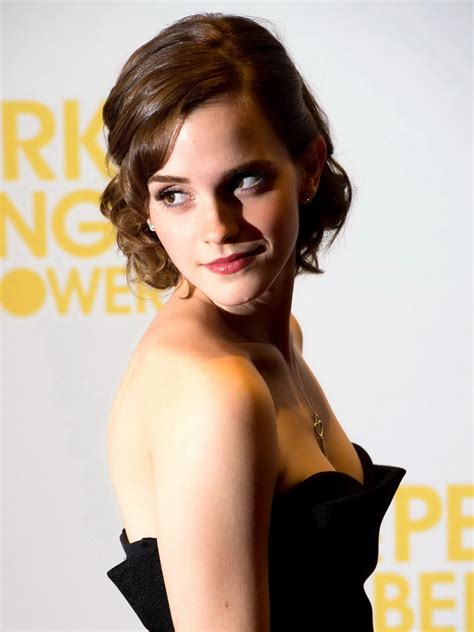 Emma Watson Cleavy Wearing A Black Strapless Dress At Perks Of Being