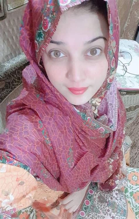 Beautiful Eyes Iranian Beauty Muslim Beauty College Girl Pics