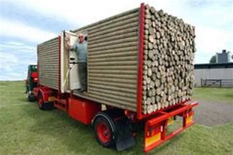 timber truck      daily record
