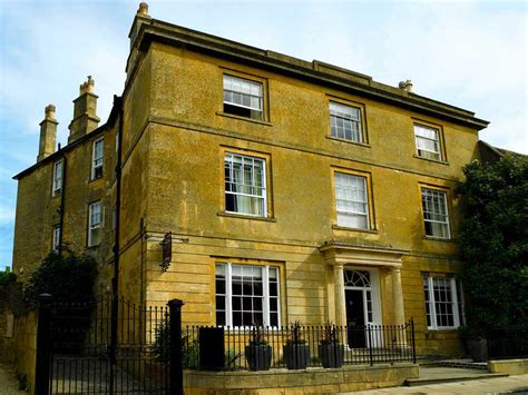 cotswold house hotel  cotswolds  chipping campden luxury hotel breaks   uk