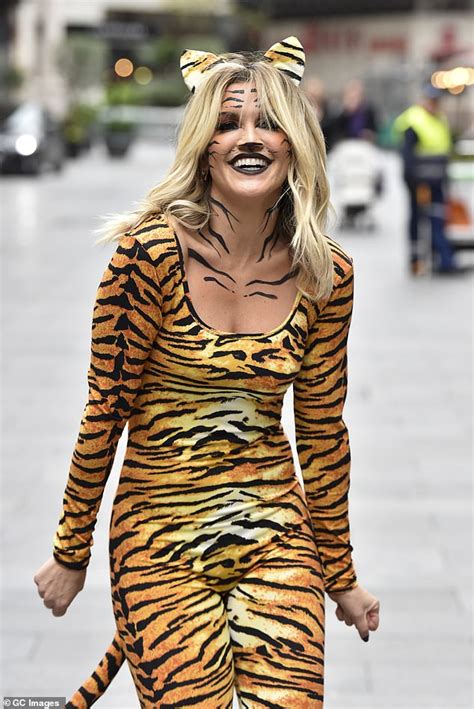 Ashley Roberts Showcases Her Jaw Dropping Figure In A