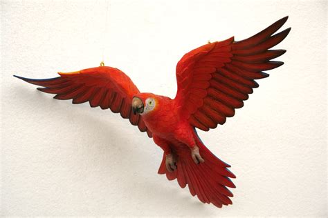 parrot flying red parrot jy   life size fiberglass statues