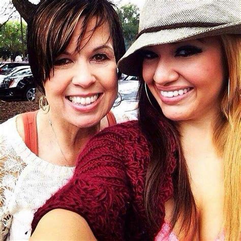 vickie benson with daughter shaul wwe tna superstar diva daughter