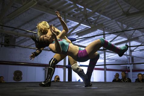 Canadian Female Pro Wrestlers See Sport Evolve Into Serious Butt