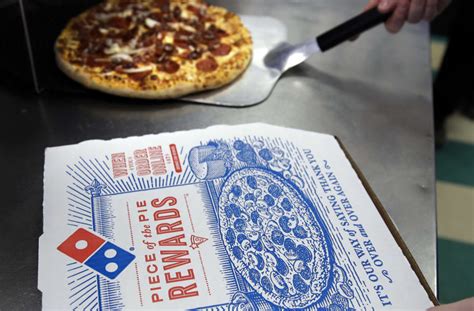 dominos delivery man stops robbery delivers pizza    minutes aol news