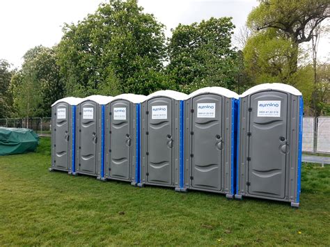 portable toilet hire   portable toilets promote health benefits