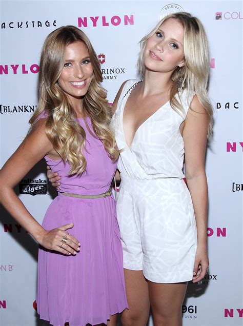 Blonde Beauty Olivia Are Olivia Holt And Claire Holt