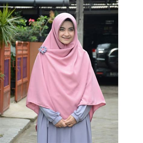 terpopuler warna kerudung  baju pink salem warna jilbab