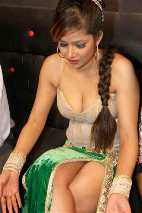 South Indian Actress Tanisha Singh Hot And Sexy Pictures
