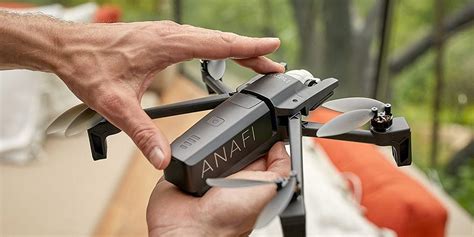drone camera parrot anafi avis tests  prix en avr