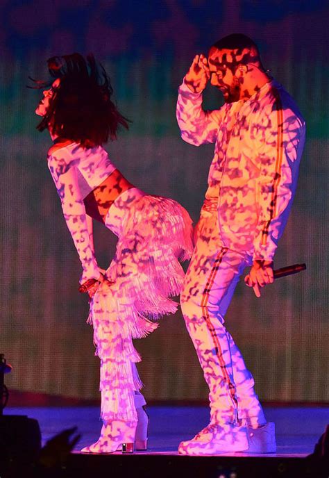 Rihanna And Drake Performed Work At The Brit Awards
