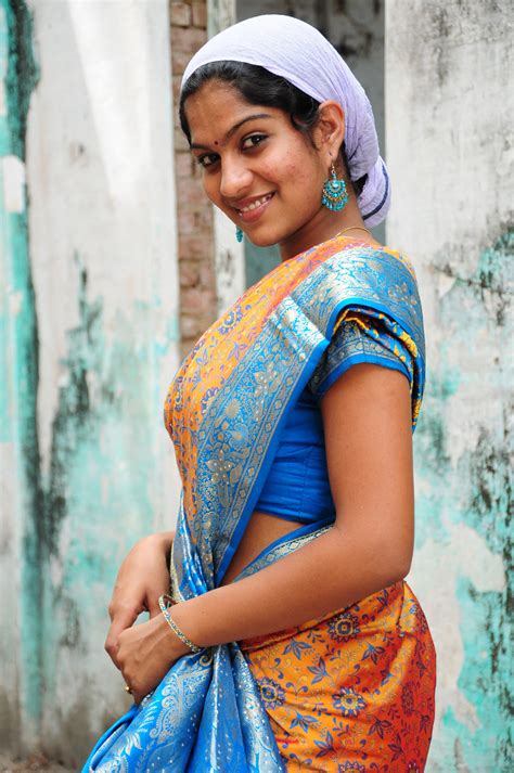 Swasika In Saree At Ranam Tamil Movie Stills Picture Gallery
