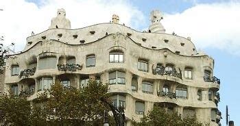 bezoek barcelona  bijzondere gebouwen  barcelona