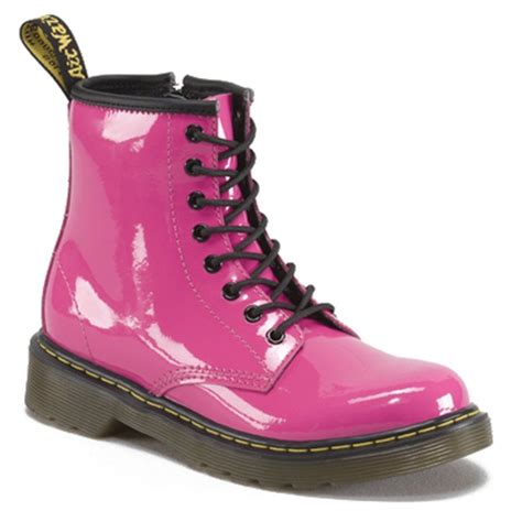 dr martens kids delaney pink patent leather junior boots  official stockist