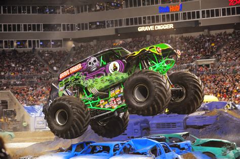 baba        love monster truck jam edition