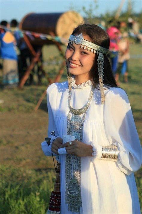 yakutistan girl russia ethnic costumes 1 pinterest russia