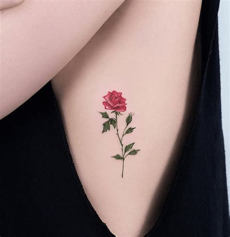 minimalist flower tattoo  youll love tatuaggi cool tatuaggi