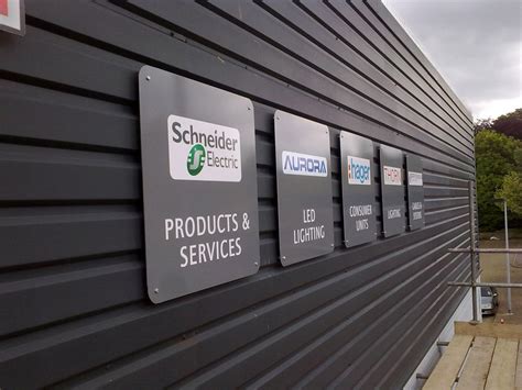 solo signs west midlands based sign designers makers  installers corporate  business