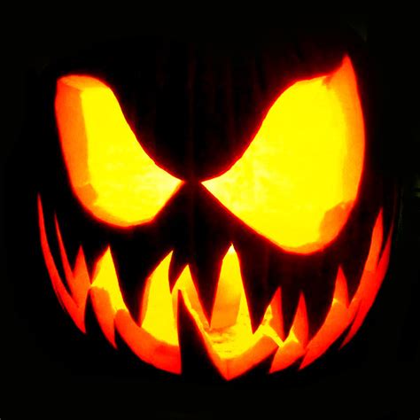 20 Free Jack O’ Lantern Scary Halloween Pumpkin Carving