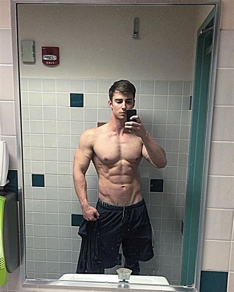 Tyson Dayley Tyson Muscle Men Hot Guys Speedo Selfies Fitness