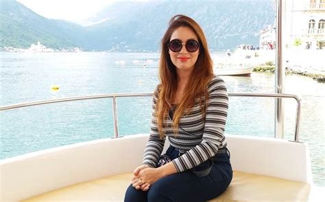 munmun dutta hot wallpapers and images download