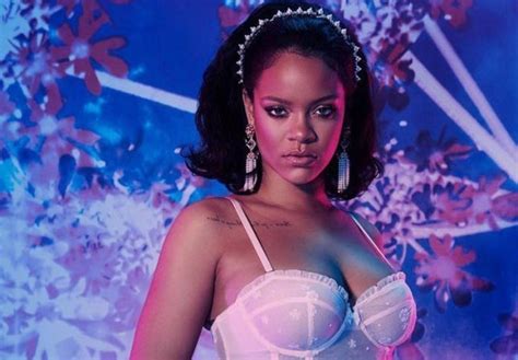 Rihanna Savage X Fenty Drop Advertised By The Woman Herself Metro News