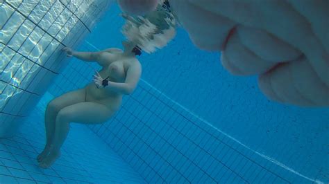 voyeur zone underwater voyeur in sauna pool 2 sexy babes wallpaper