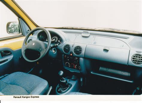 renault kangoo express dashboard interior swedish
