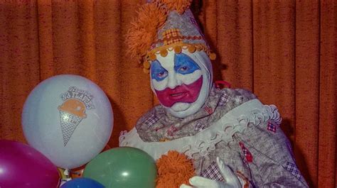 serial killer john wayne gacys clown painting sells    spooky auction