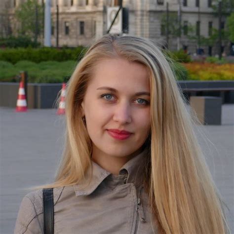 About Oksana Medvedieva Medium