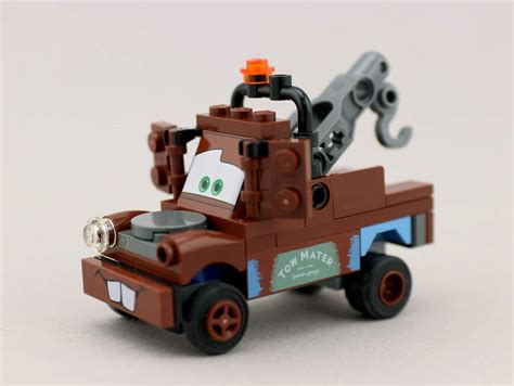 pixar fan cars  classic mater lego set