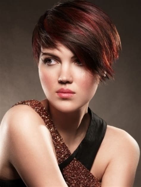 popular and modern short women hairstyles 2013 with pictures