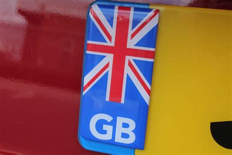 uk car sticker  uk number plate rules explained  government phases
