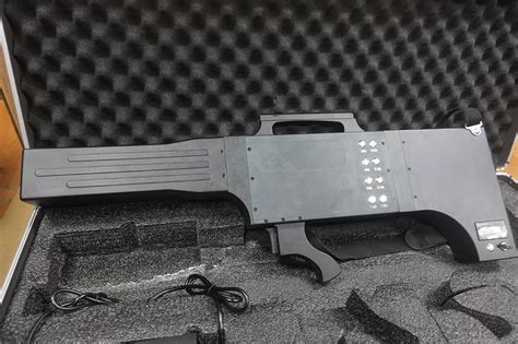 uav blocker drone signal jammer  bands gun shape aluminum alloy