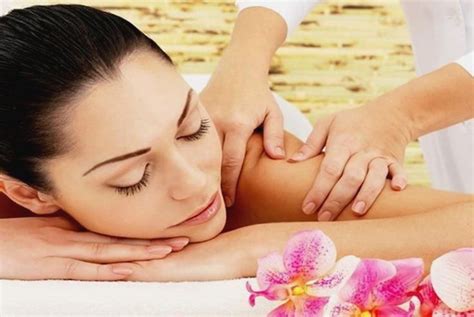 neck massage at home relaxing massage beauty spa swedish massage