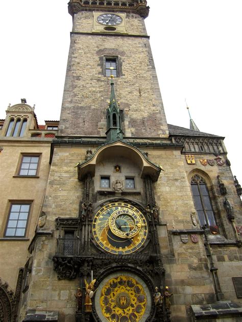 famous clock towers   world todays traveller travel