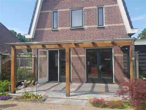 douglas veranda met glazen dak   breed    diep terrasoverkapping douglas hout atelier