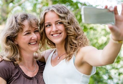 8 proven tips to soften mother daughter conflict raising teens today
