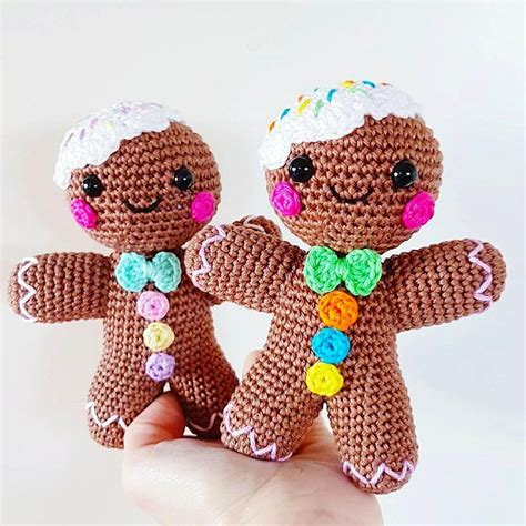 gingerbread man crochet pattern  super cute design