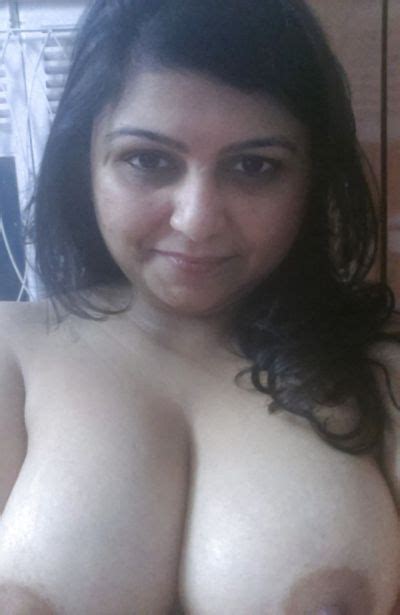 super hot indian aunty nude selfies leaked indian nude girls