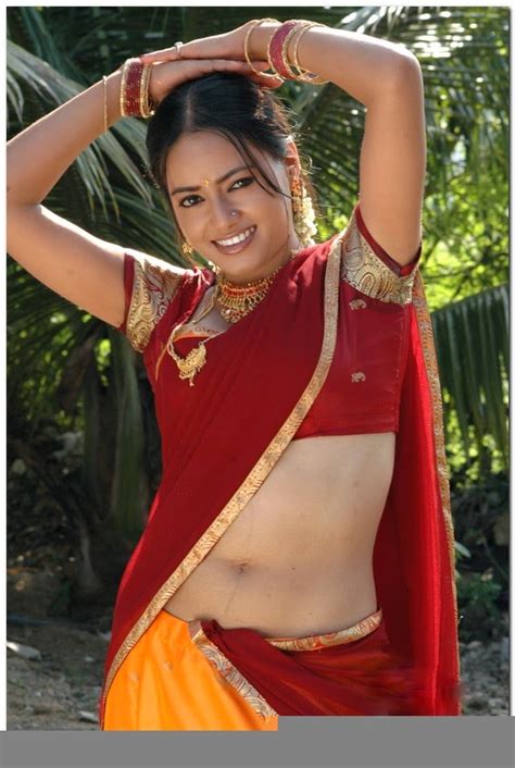 south indian actress hot navel show photos collections welcomenri