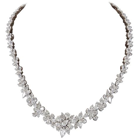 classic diamond platinum wreath necklace  sale  stdibs diamond wreath necklace