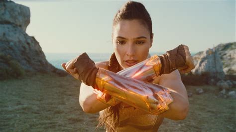 Movie Talk Wonder Woman Early Reactions Collider